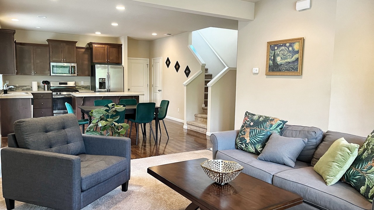 Photo of Livingroom in North Bethany