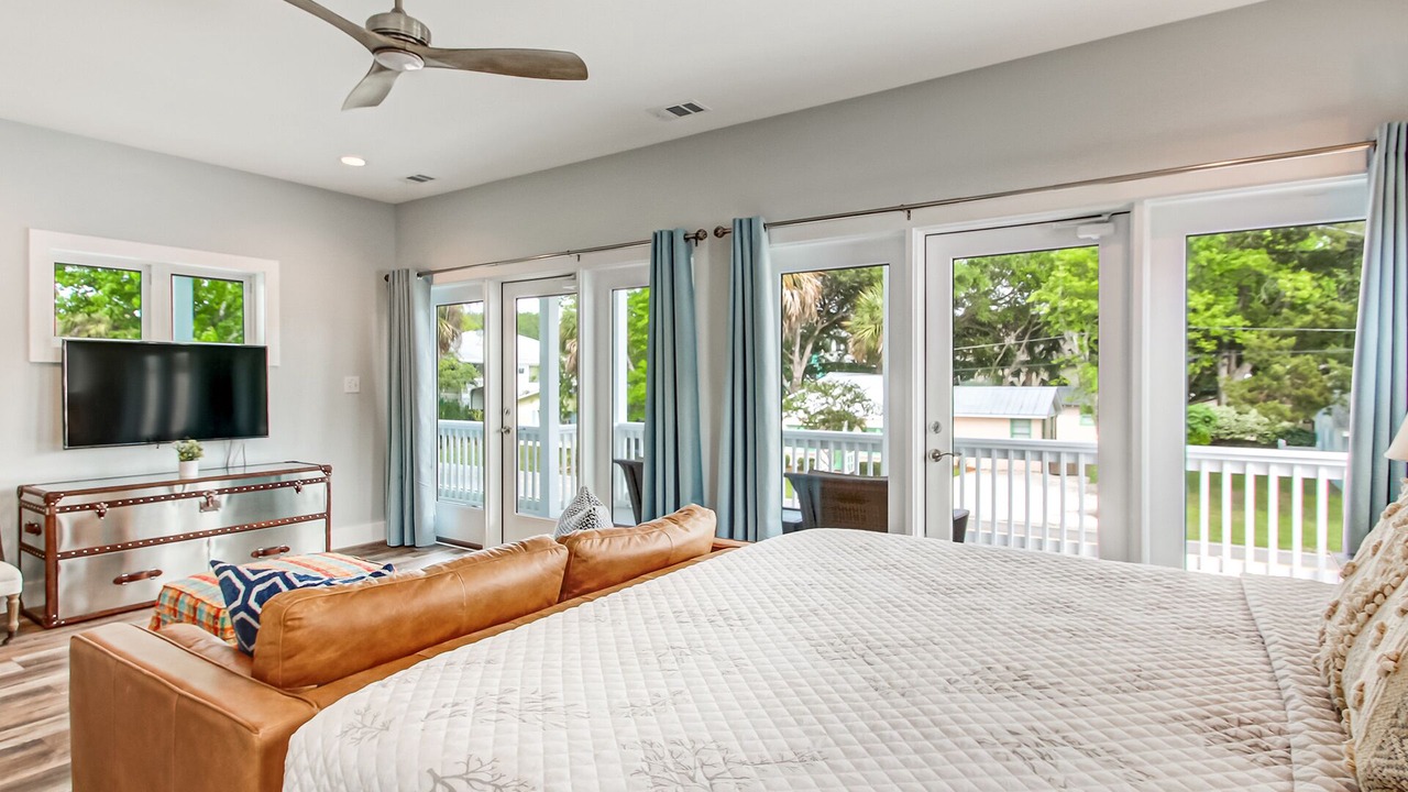 Photo of Bedroom in Tybee Island