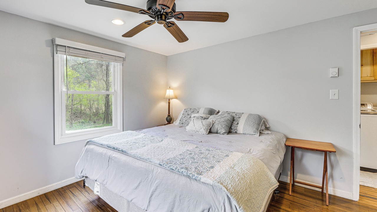 Photo of Bedroom in Eagle Rock