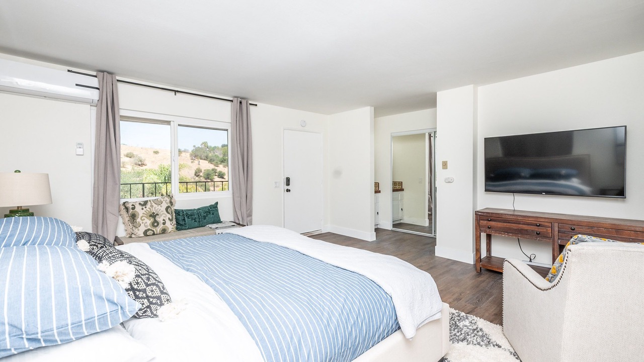Photo of Bedroom in East Canyon