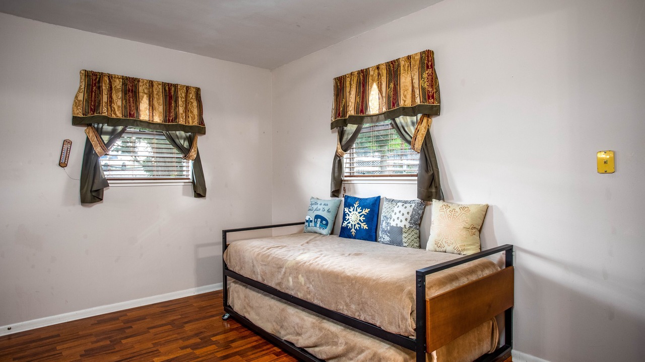 Photo of Bedroom in Hye