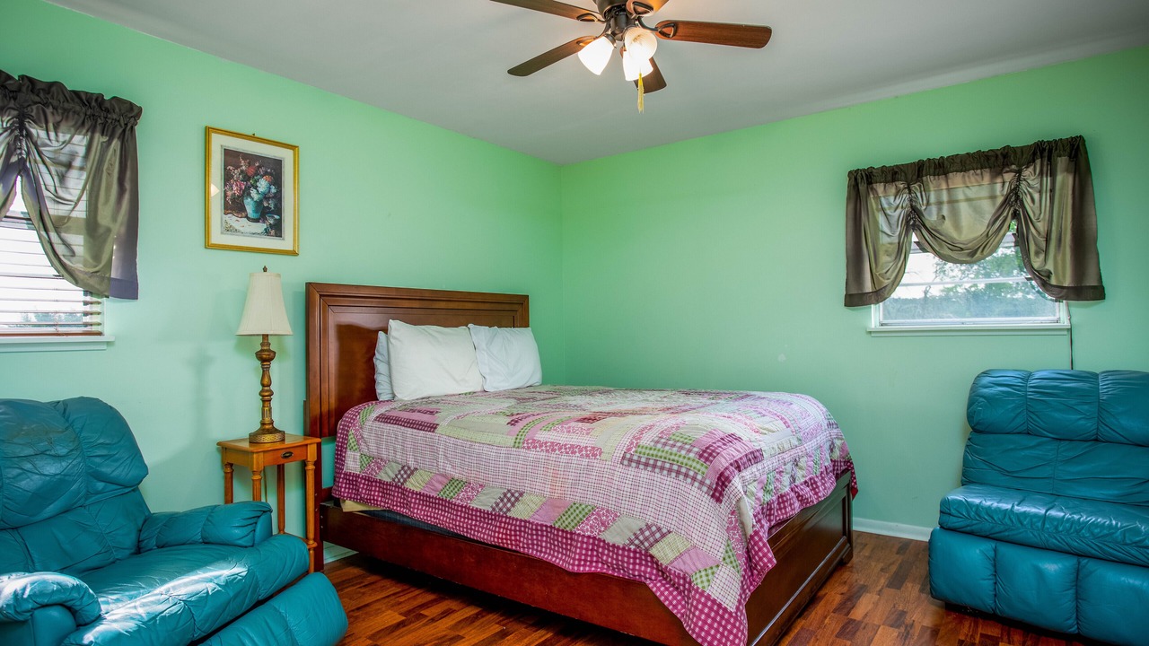 Photo of Bedroom in Hye