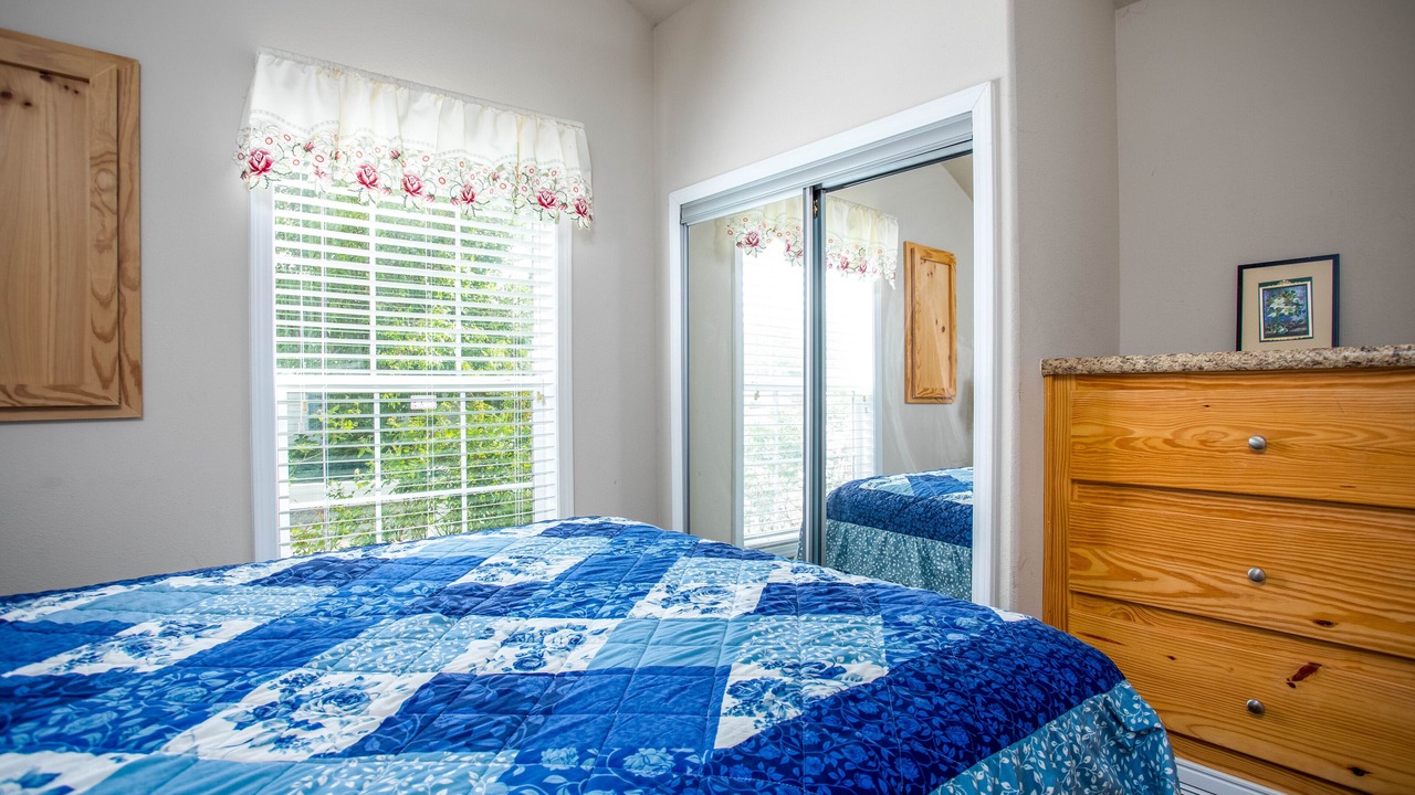 Photo of Bedroom in Hye