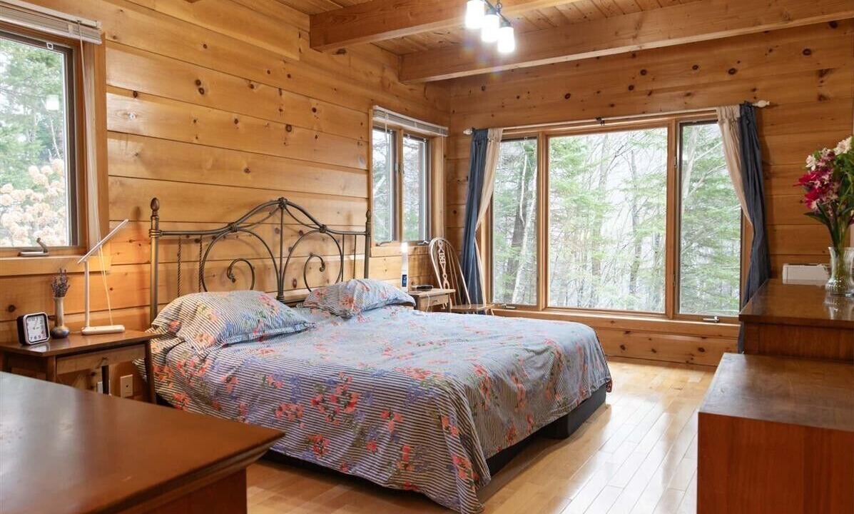 Photo of Bedroom in Ivry-sur-le-Lac