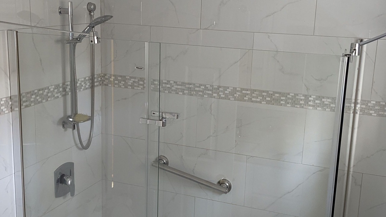 Photo of Bathroom in Ivry-sur-le-Lac