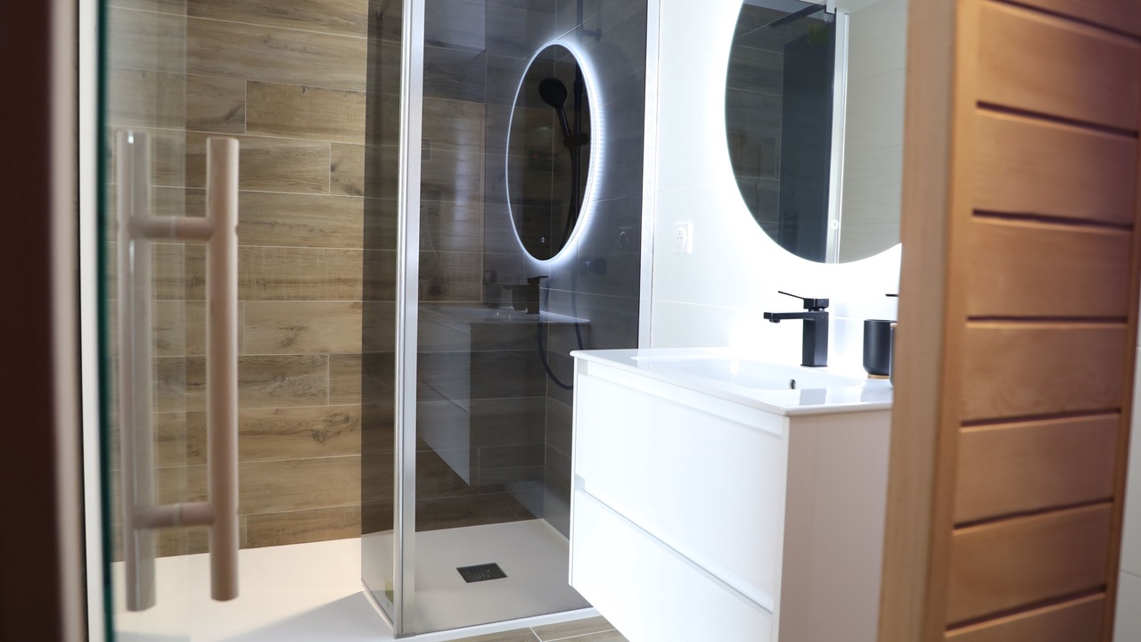 Photo of Bathroom in Pirou