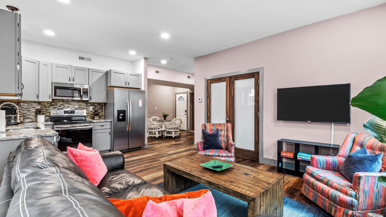 Photo of Livingroom in St. Louis