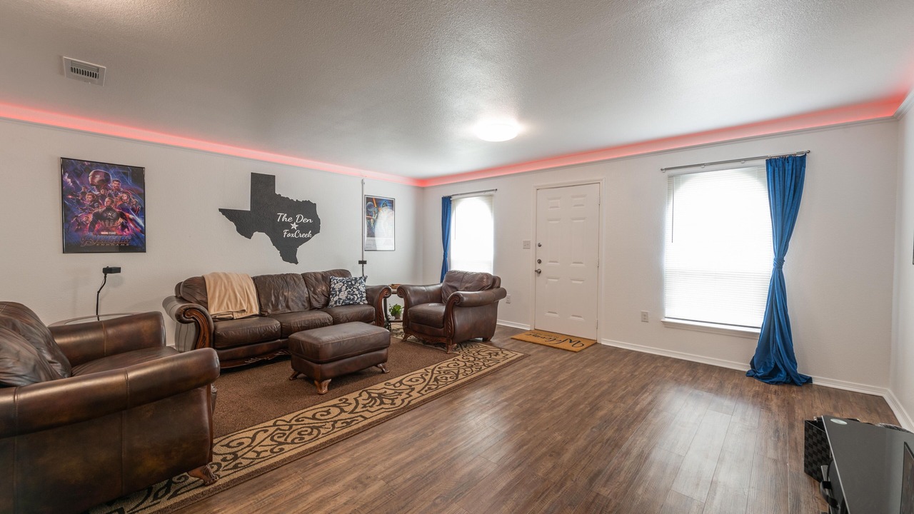 Photo of Livingroom in Killeen