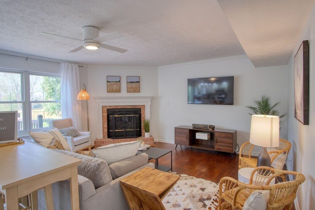 Photo of Livingroom in Greenwood