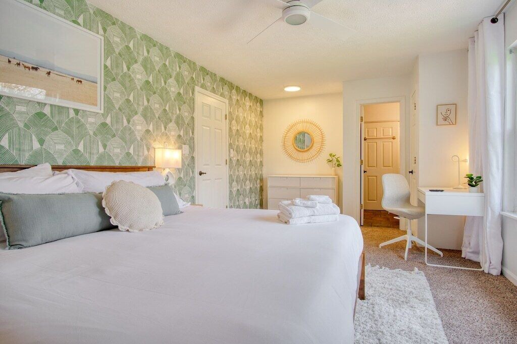 Photo of Bedroom in Greenwood