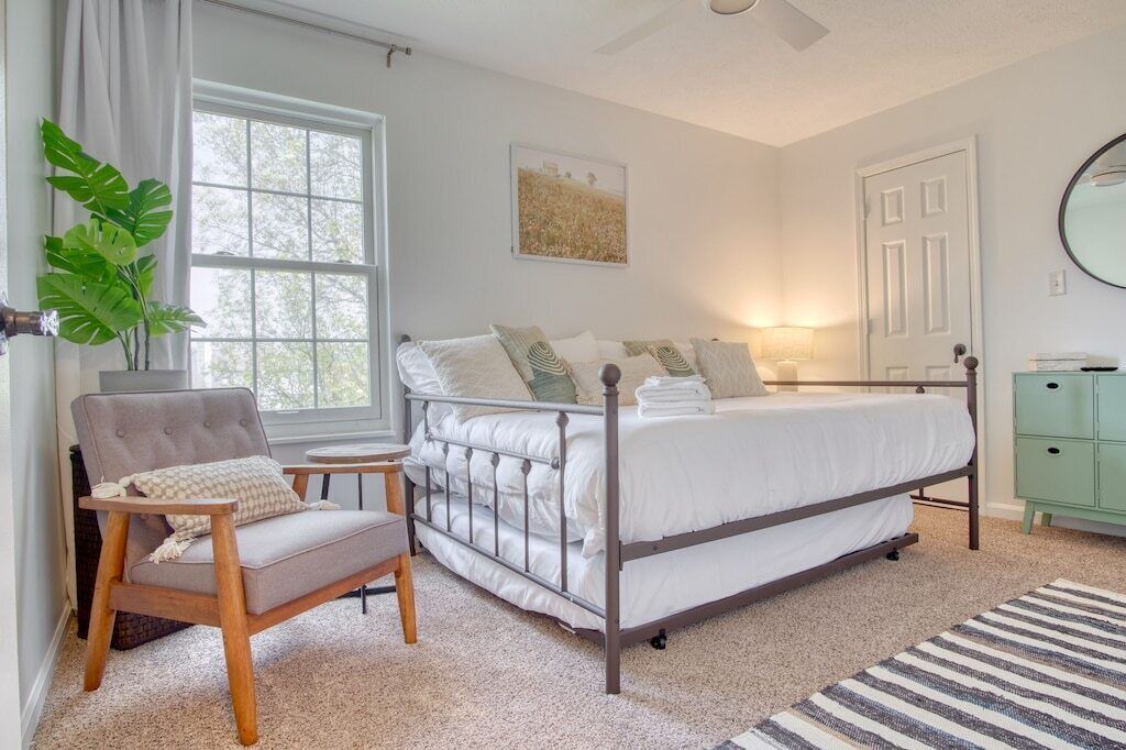 Photo of Bedroom in Greenwood
