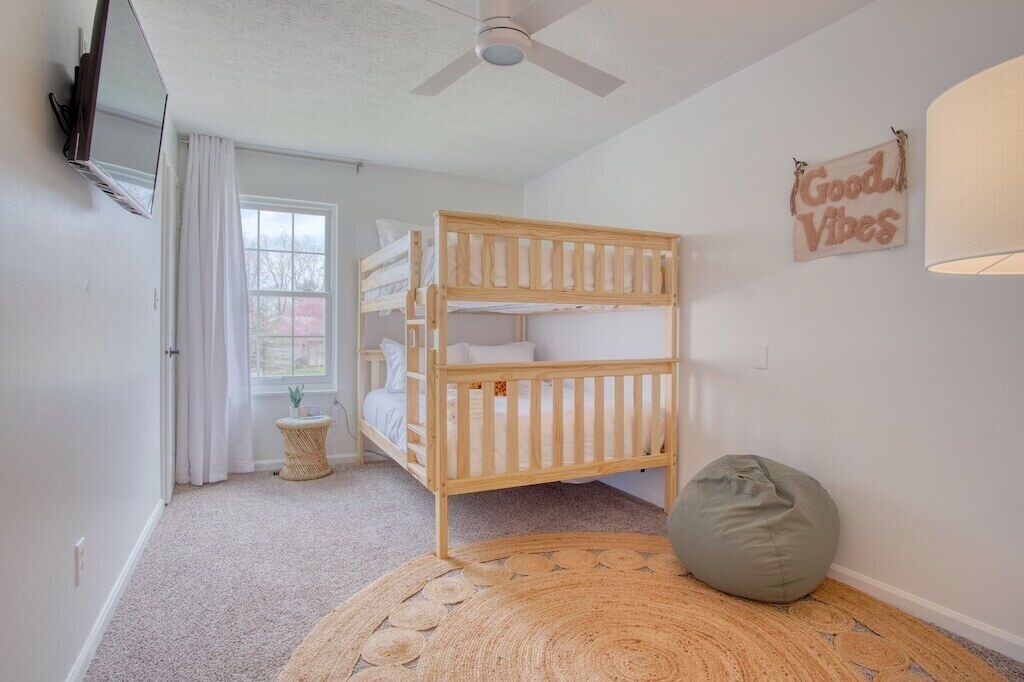 Photo of Bedroom in Greenwood