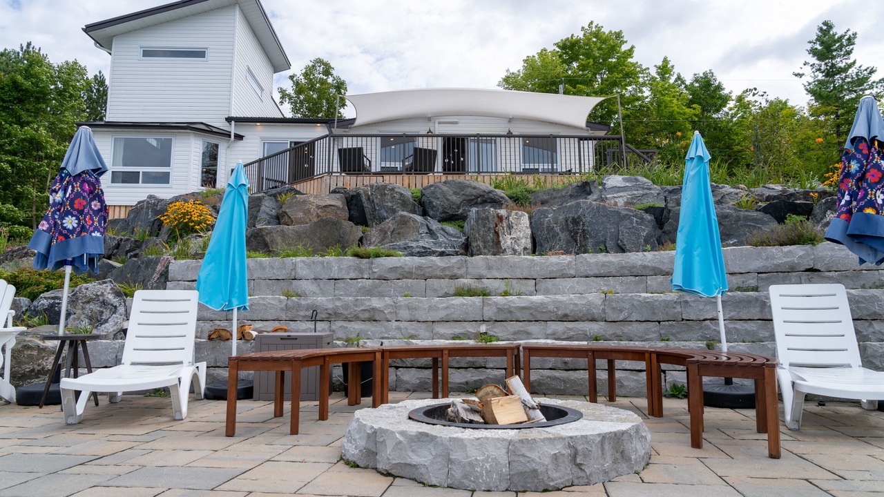 Photo of Patio Balcony in Tay Valley