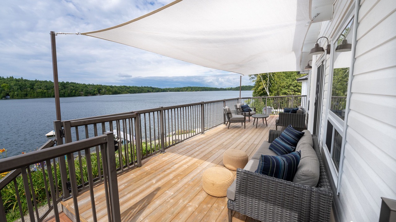 Photo of Patio Balcony in Tay Valley
