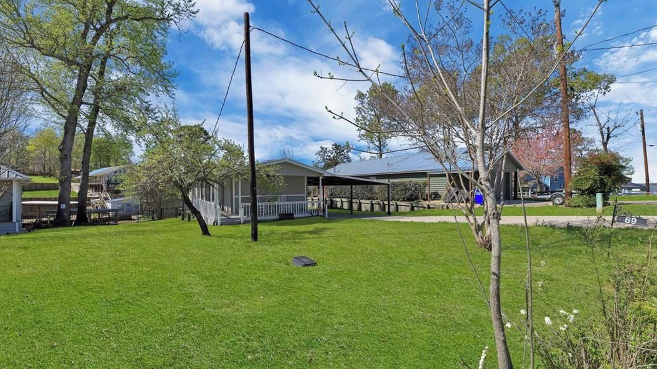 Photo of Outdoor in Pointblank