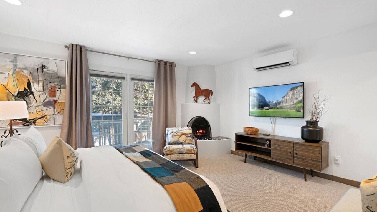 Photo of Bedroom in Historic Eastside