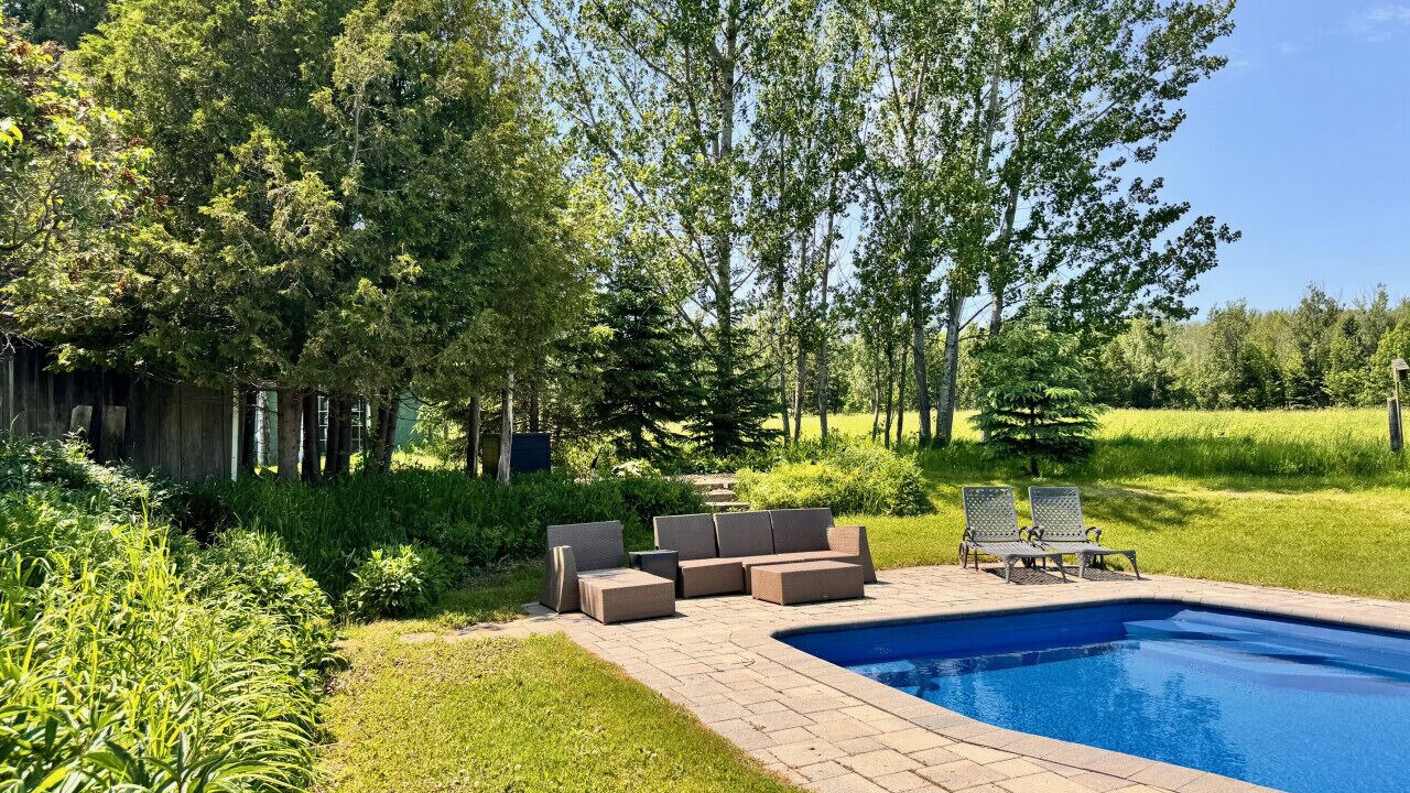 Photo of Outdoor in Grey Highlands