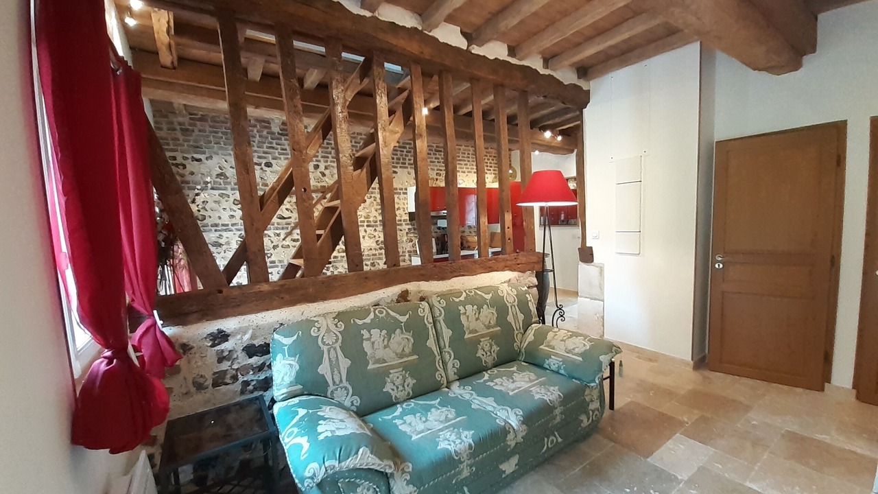 Photo of Livingroom in Rogerville