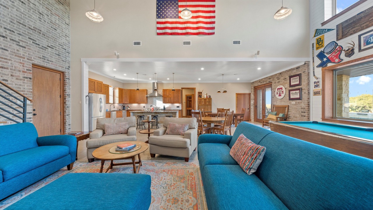 Photo of Livingroom in Chilton