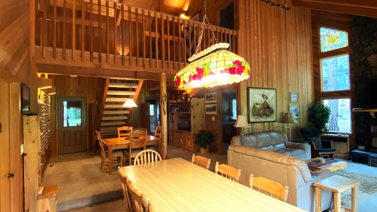 Photo of Bedroom in Black Butte Ranch