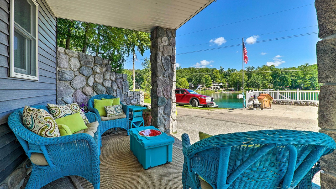 Photo of Patio Balcony in Newaygo