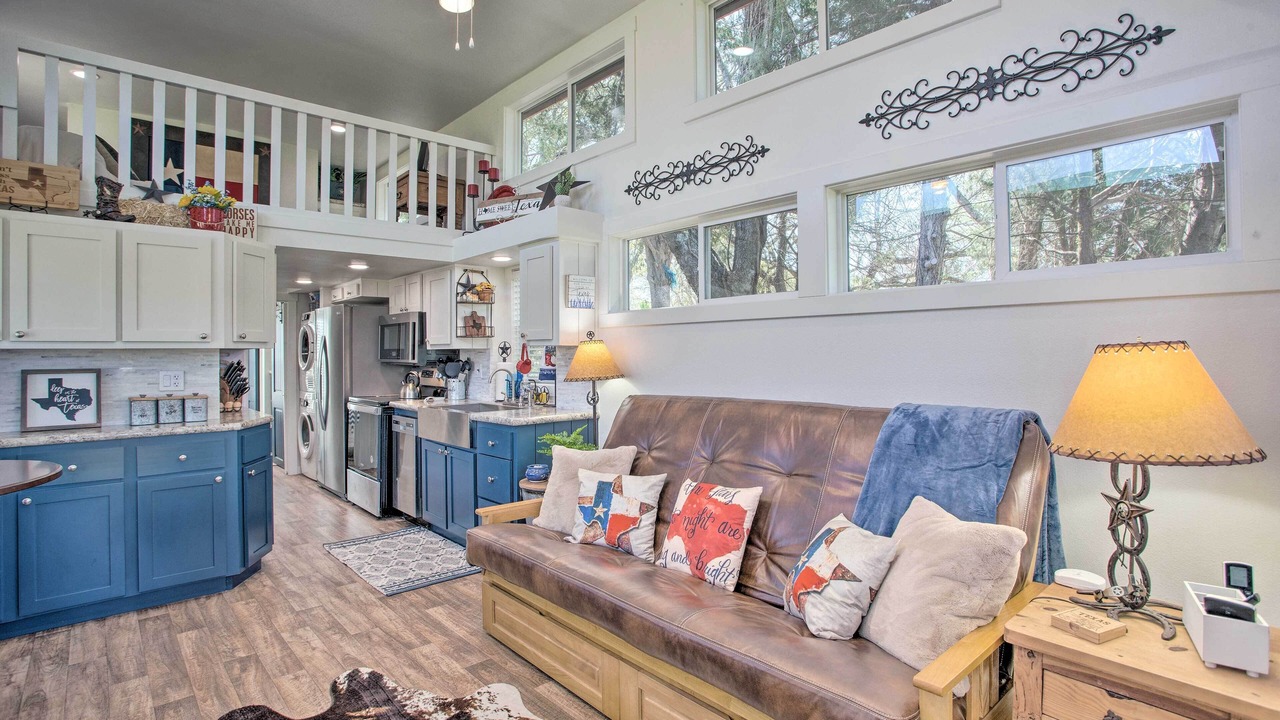 Photo of Livingroom in McKinney