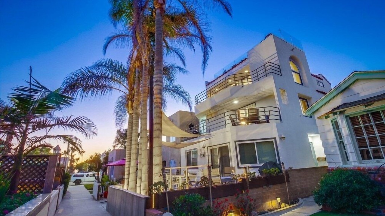 Photo of Patio Balcony in South Mission Beach