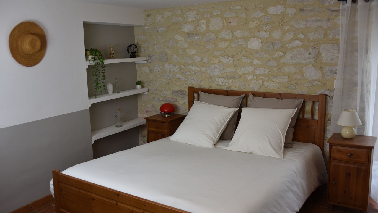 Photo of Bedroom in Sainte-Alauzie