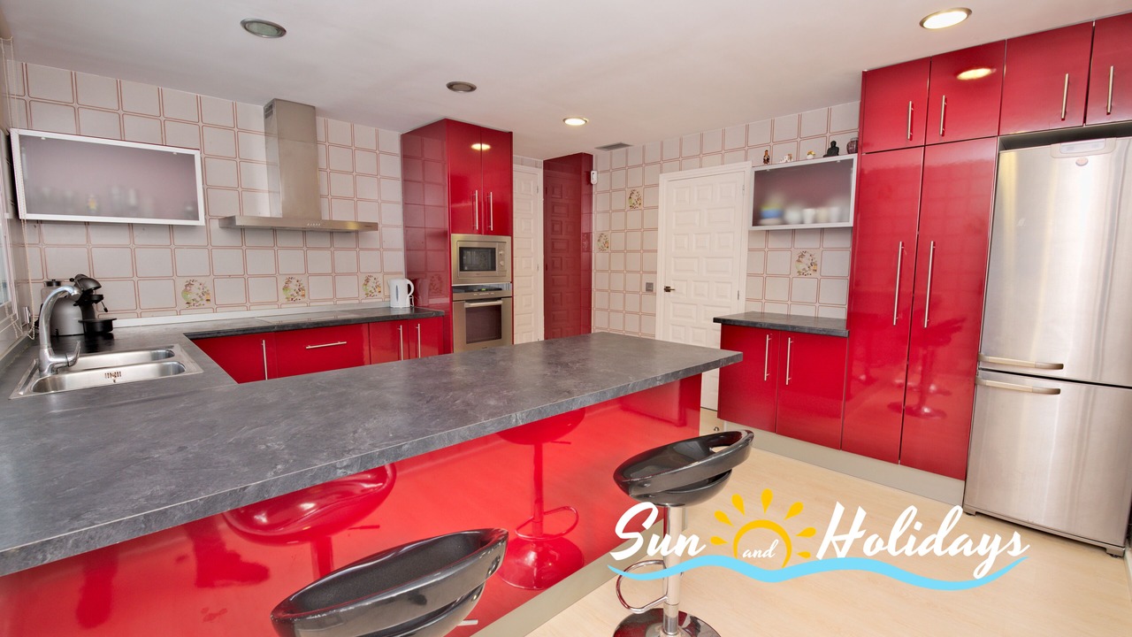 Photo of Kitchen in El Roc de Sant Gaieta