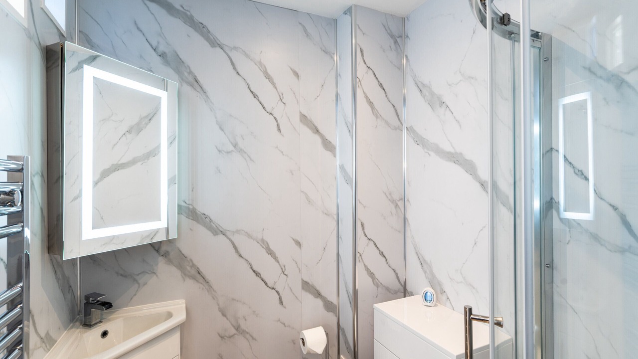 Photo of Bathroom in Porthleven