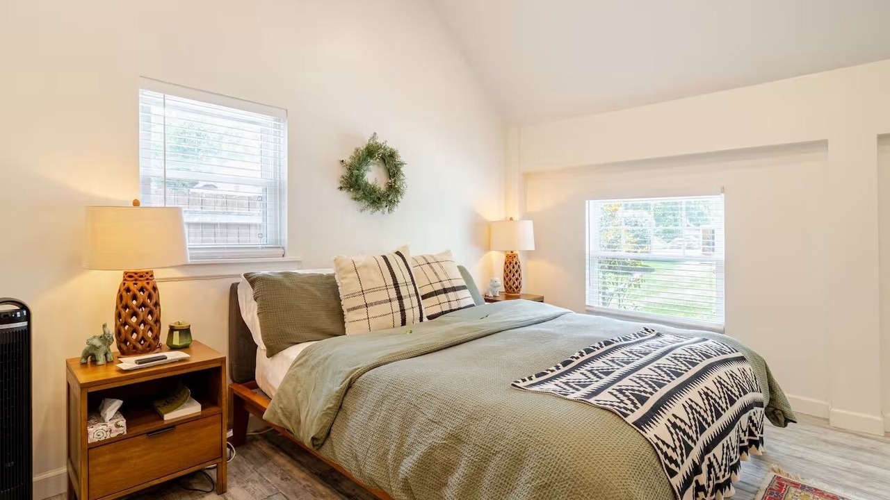 Photo of Bedroom in Old Towne