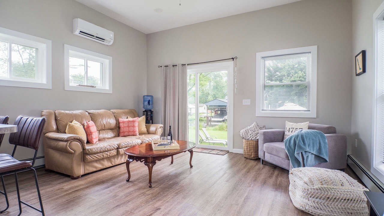Photo of Livingroom in Mayville