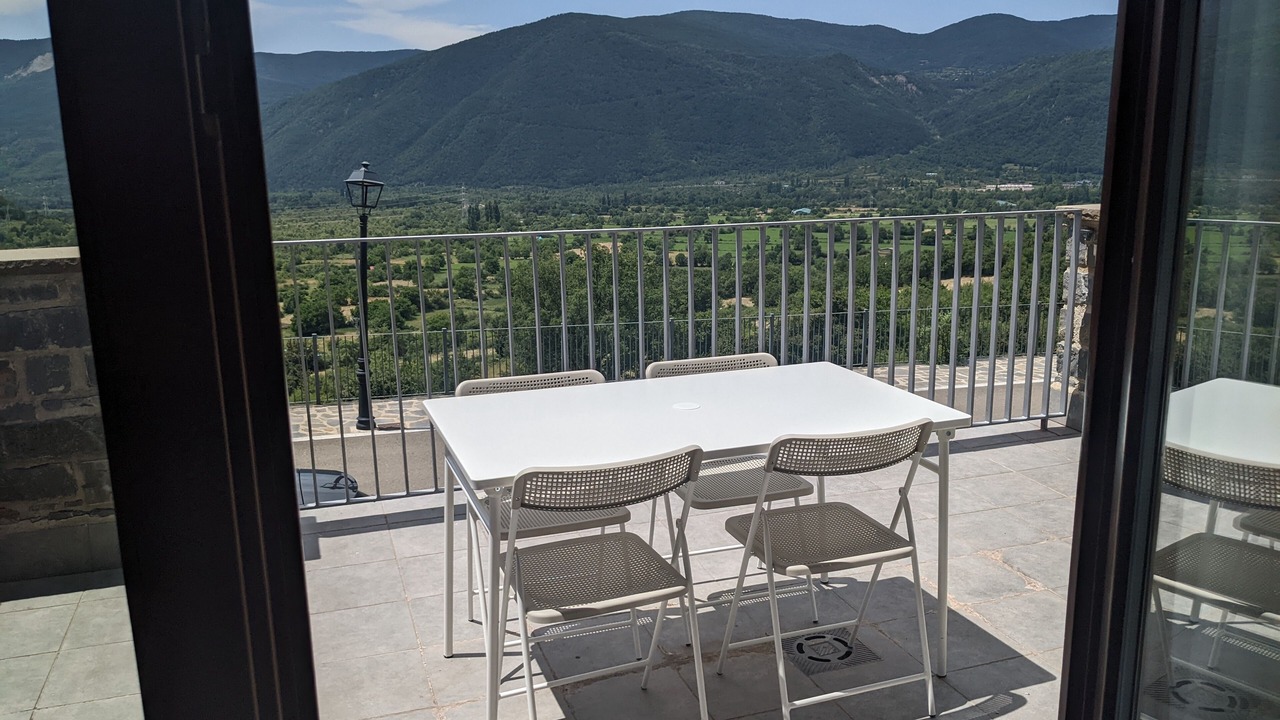 Photo of Outdoor in Gavin