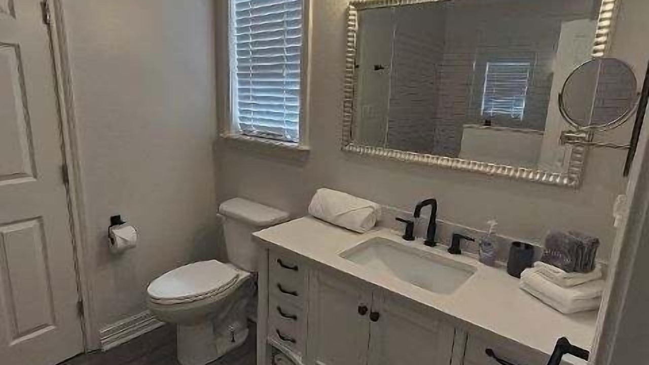 Photo of Bathroom in Dogwood
