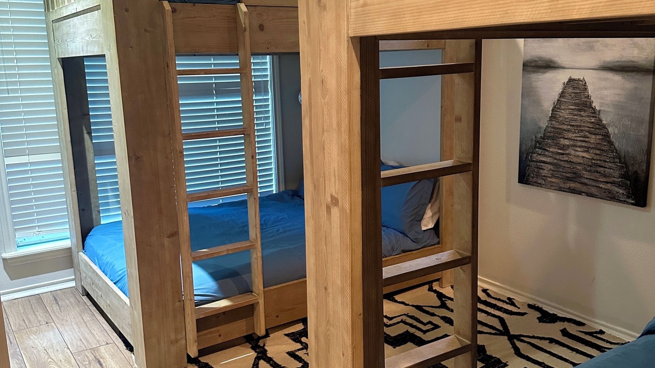 Photo of Bedroom in Dogwood