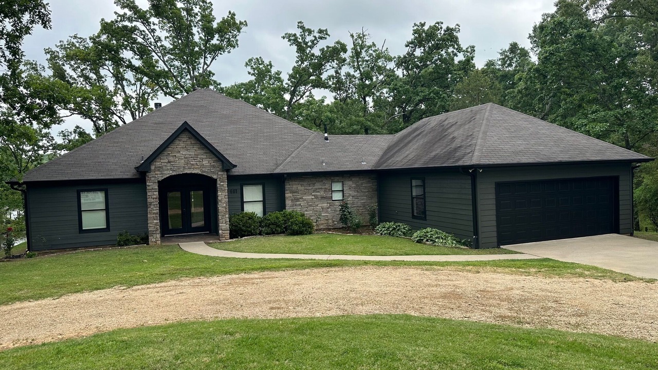 Photo of Outdoor in Dogwood