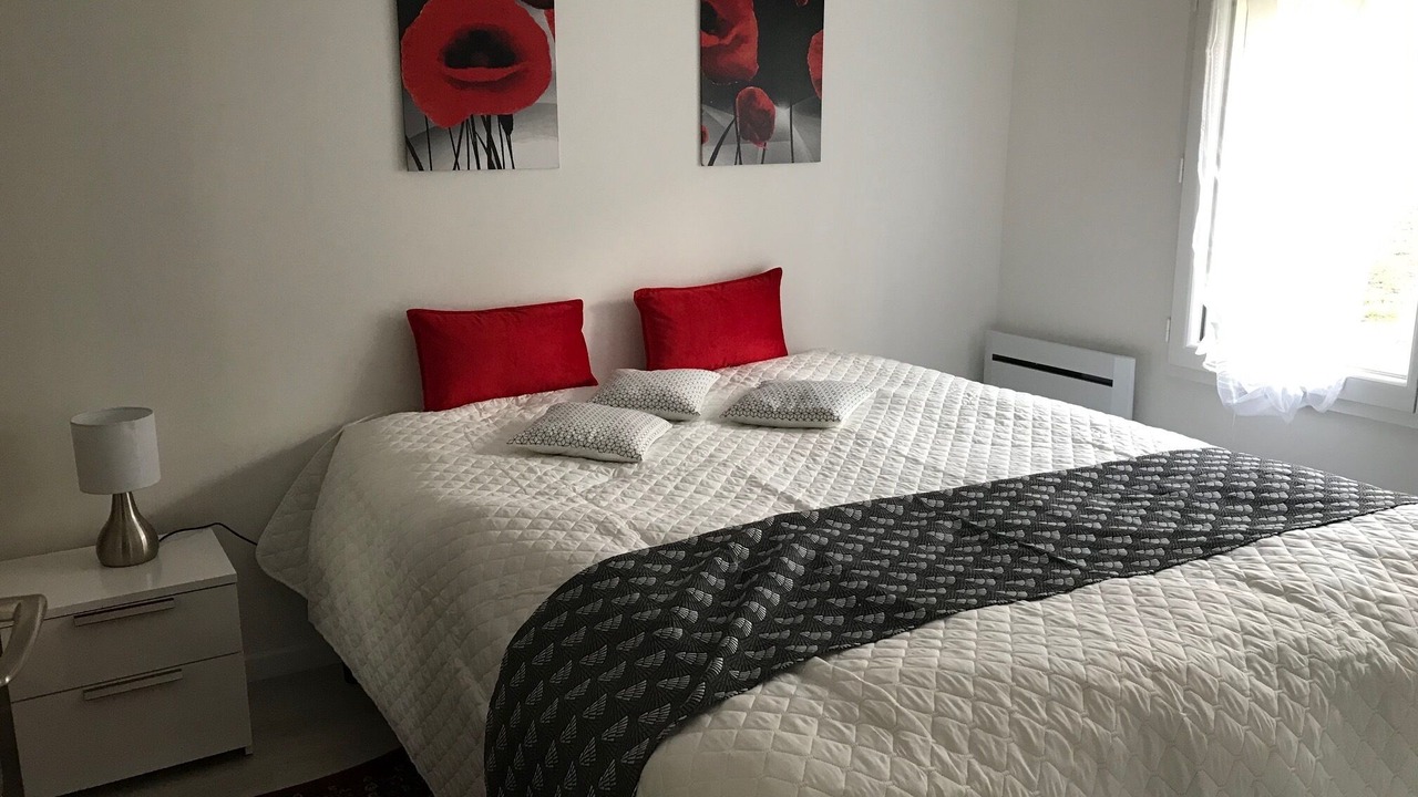 Photo of Bedroom in Avrille