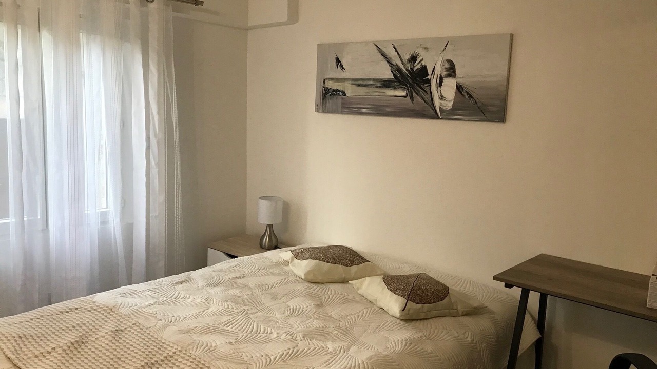 Photo of Bedroom in Avrille