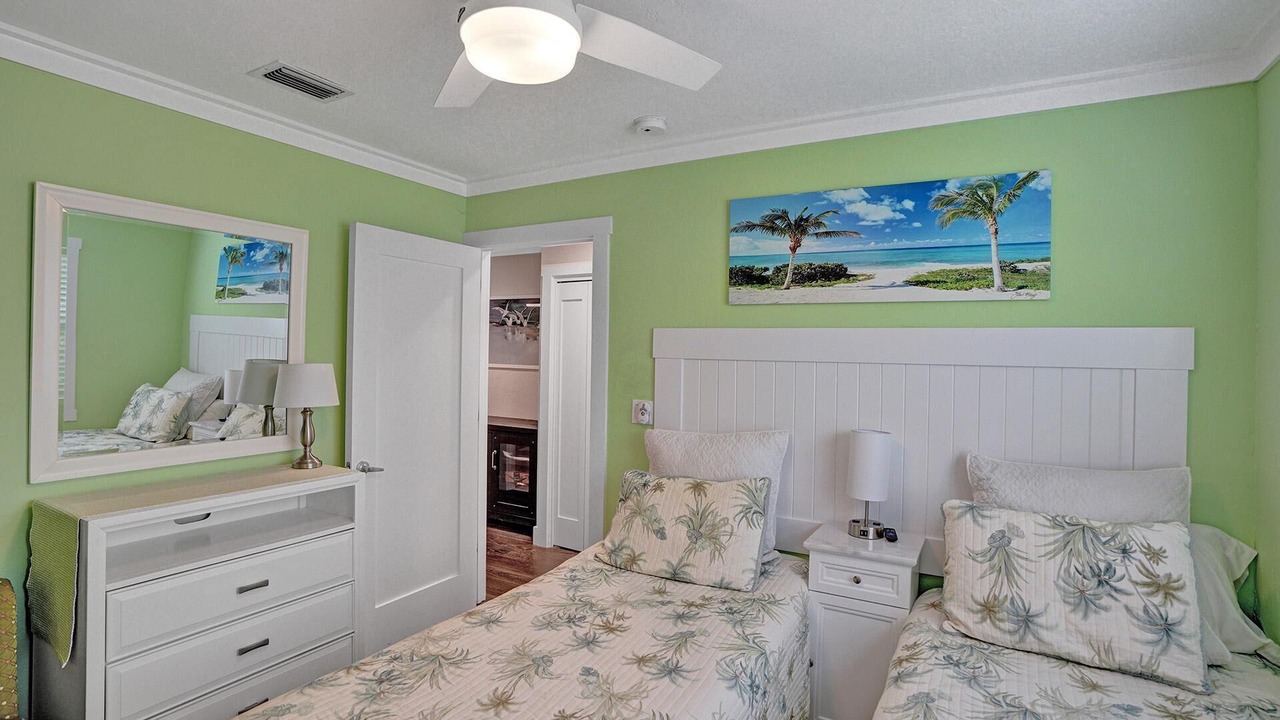 Photo of Bedroom in Lake Ida Shores