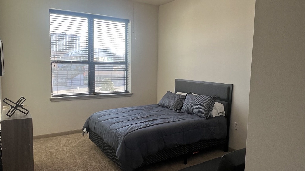 Photo of Bedroom in Midtown