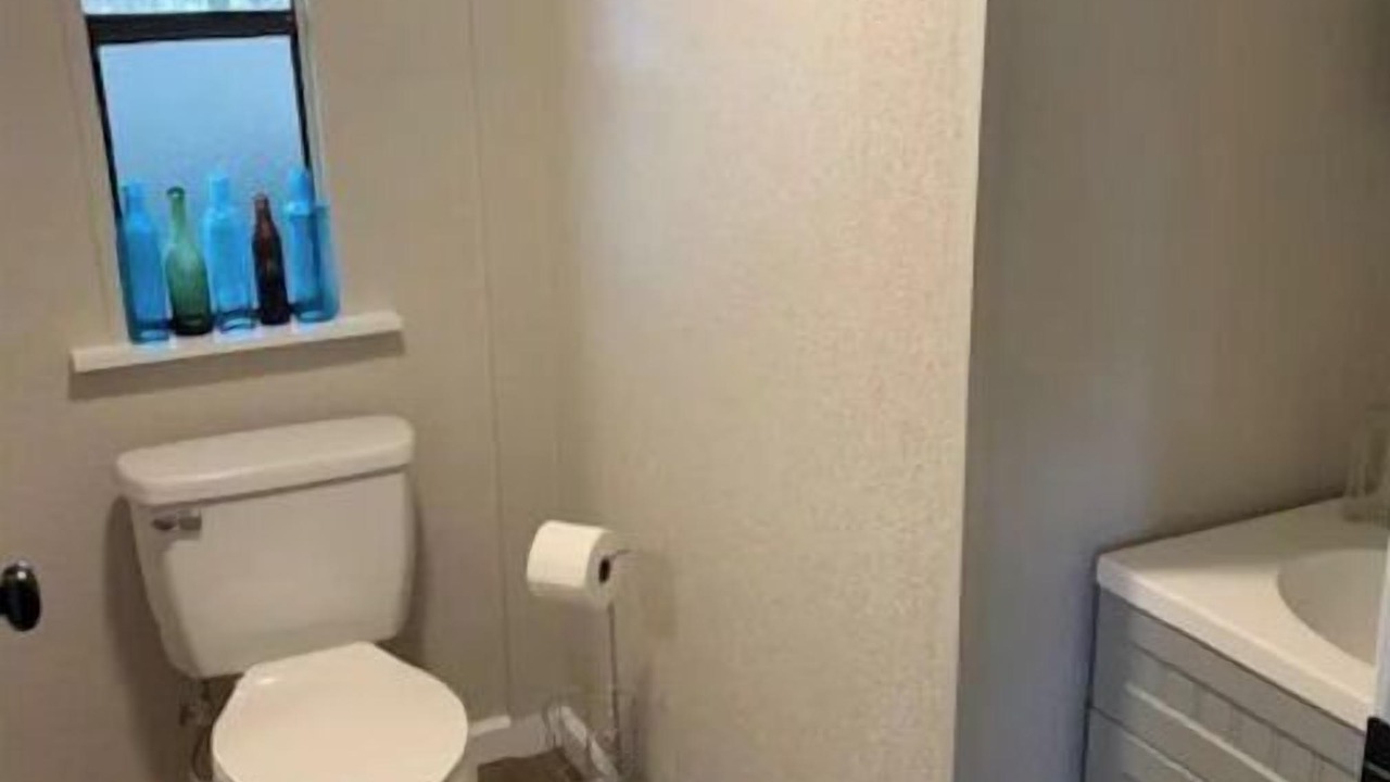 Photo of Bathroom in Kedron
