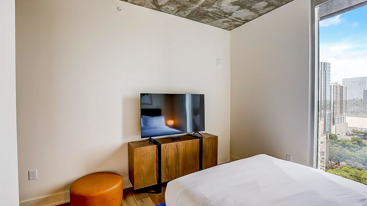 Photo of Bedroom in Rainey Street Historic District