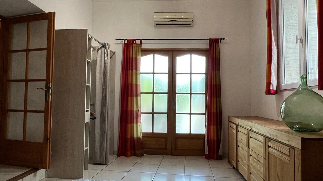 Photo of Bedroom in Sete