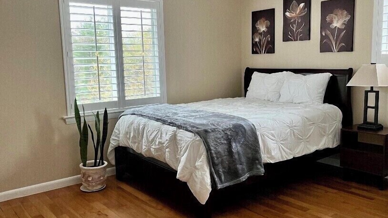 Photo of Bedroom in Red Bank