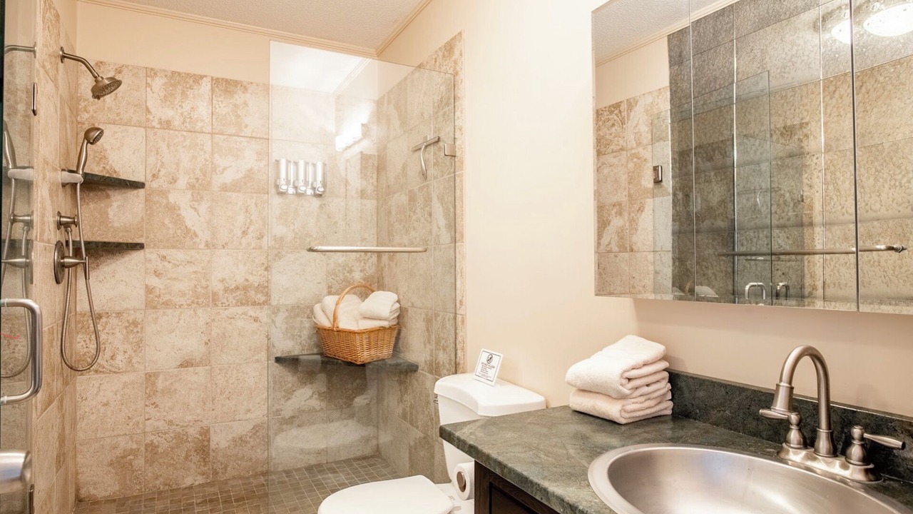 Photo of Bathroom in Red Bank