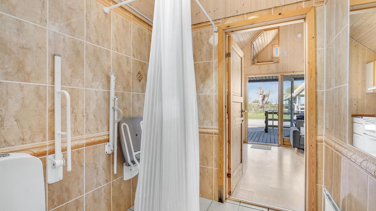 Photo of Bathroom in Tranekaer