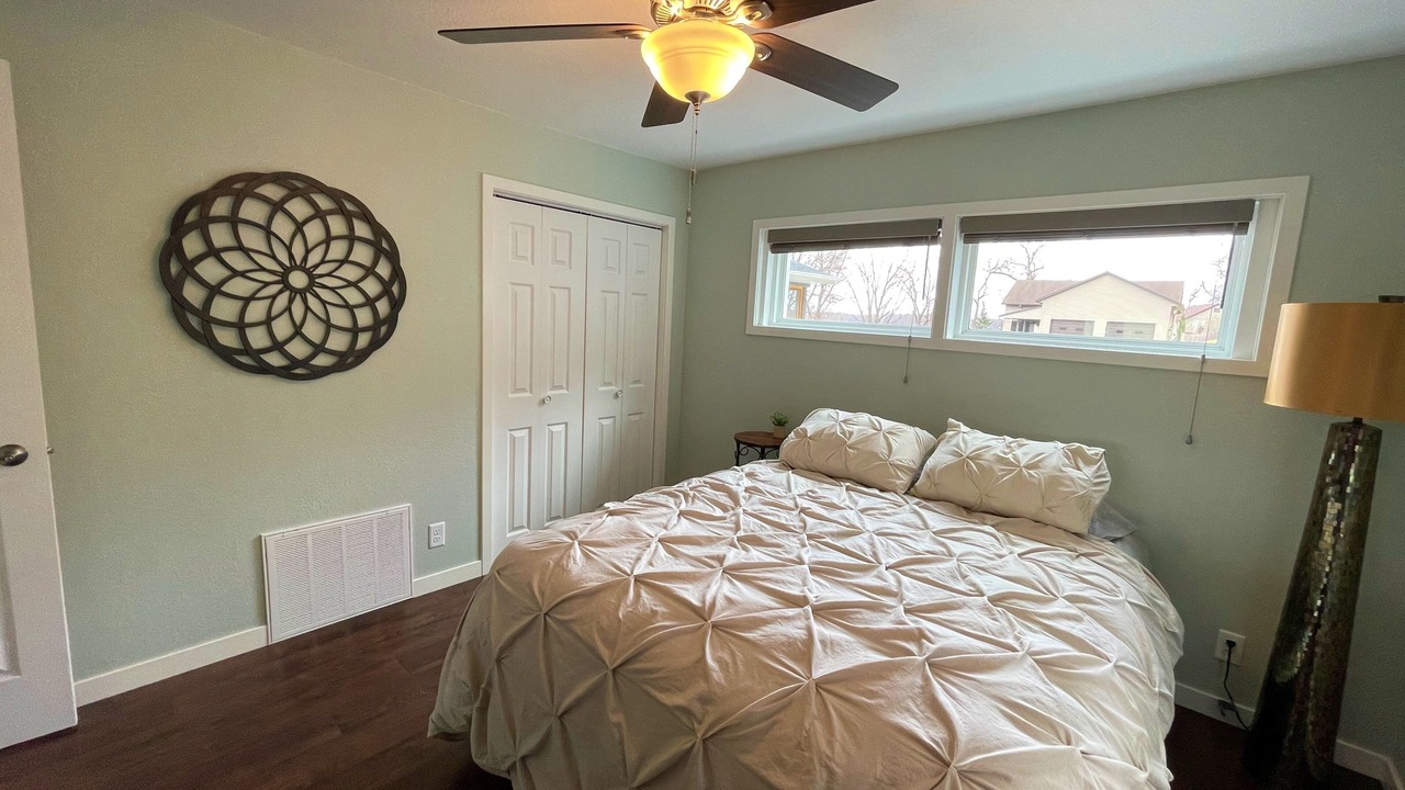 Photo of Bedroom in Lansing