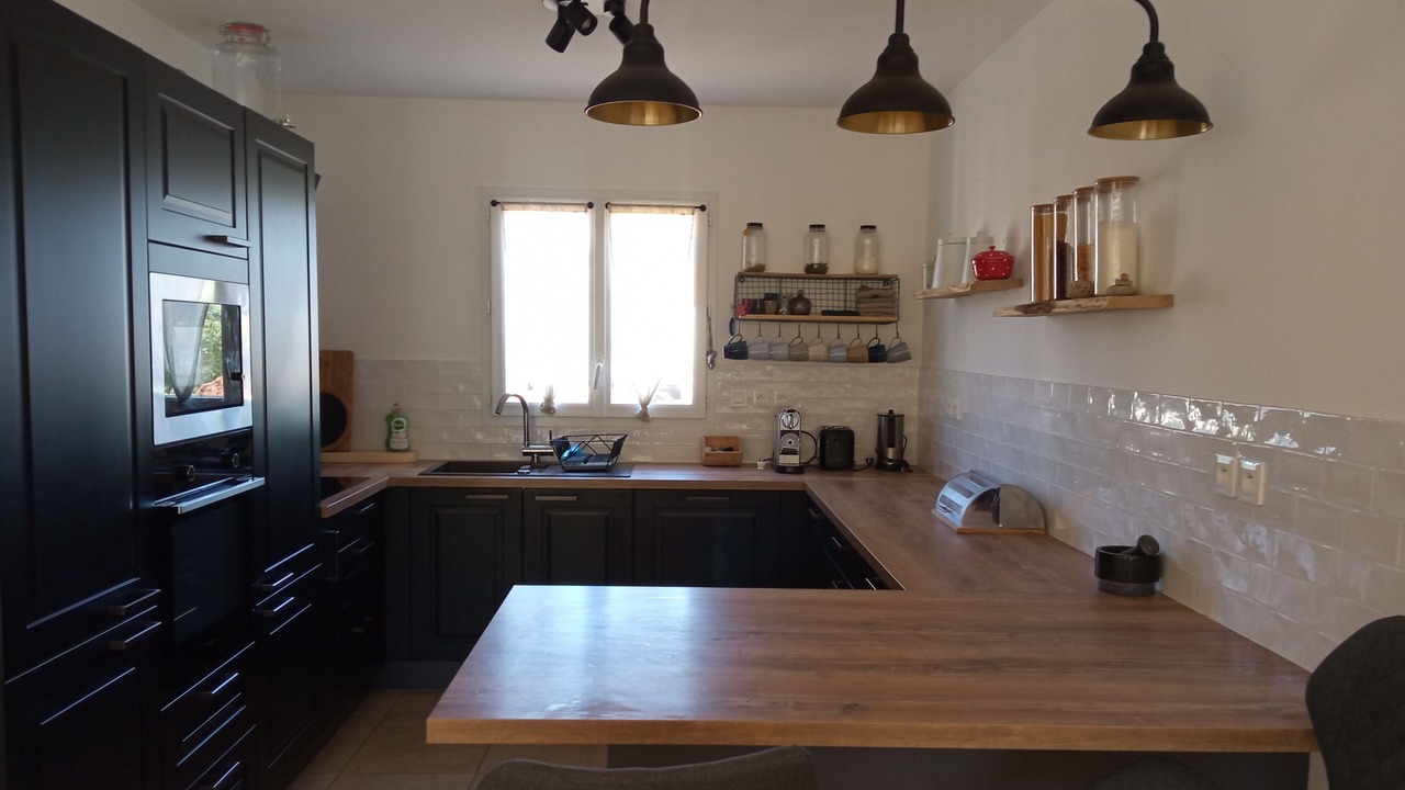 Photo of Kitchen in Labastide-de-Virac