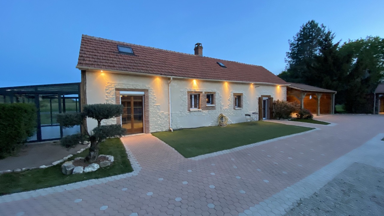 Photo of Outdoor in Varennes-Changy