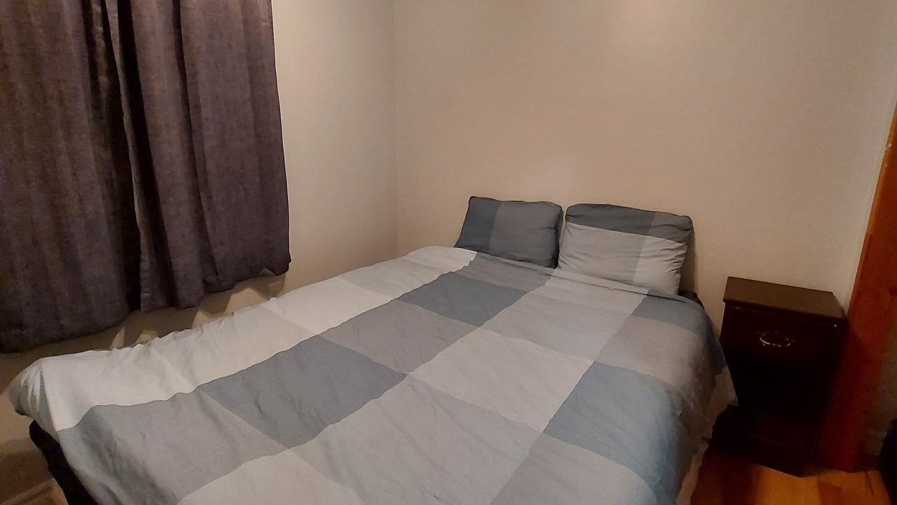 Photo of Bedroom in Dysart et al